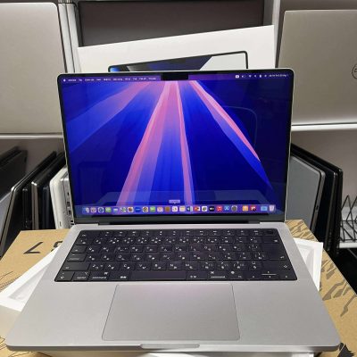 MACBOOK PRO 14 2021 // 14in RENTINA 3k / APPLE CHIP M1 PRO- 16GB RAM- 512gb