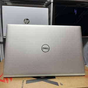 ultrabook Dell VOSTRO 13 5301 Core i5 8gb 256g 13.3im FHD IPS