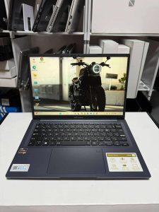 ASUS VIVOBOOK 14 oled 2022 ryzen5 5800H 16CPUs 8gb 256g 14in oled FHD