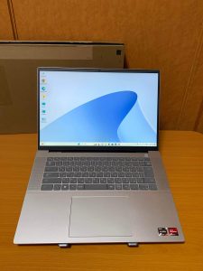 Dell Inspiron 16 5635 mới nhất (ryzen7 -7730u 16cpus ,AMD RADEON Graphic, 16GB, 512gb, 16'' FHD