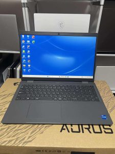 Dell LATITUDE 3540 2023 i5 16g 256g 15.6in