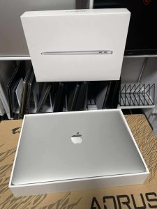 Macbook Air 2020 chíp M1 8gb 256g  màu Silver(bạc