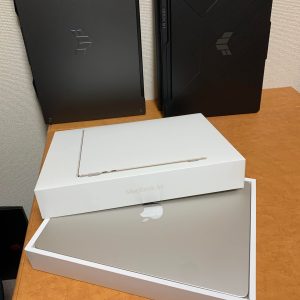 Macbook Air M2 2022 likew new 99.9% Fullbox