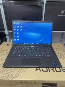 DELL LATITUDE 7330 đời 2023 chip i7-1265U (~4.80Ghz) / RAM 16GB / SSD 256GB NVMe / 13.3 FHD 100%sRGB IPS / Intel® Iris® Xe Graphics