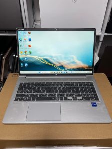 HP PROBOOK 450g8 2022 i7 16g 512g 15.6in FHD