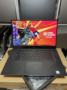 DELL xps 15 7590 4K Oled Core i7-9750H 12 cpus / 32GB /SSD 512 GB GTX 1650 4GB / UHD 620 / 15,6 icnh 4K Oled
