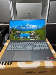DELL Inspiron 15 5515 2022 / AMD Ryzen 5-5500U (12CPU) (~4.30Ghz) / 15.6” FULL HD / RAM 8GB (3200Mhz) / SSD 256GB M2
