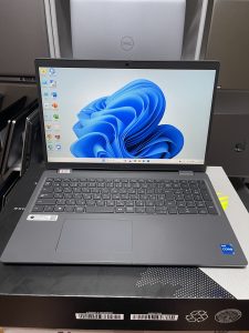 Dell LATITUDE 3540 2024 I7 1345U 16g 256g 15.6in FHD