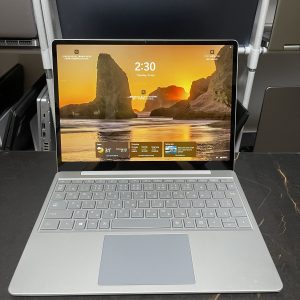 SURFACE LAPTOP GO 2021 CORE i5 genth10 8gb 256g 13in cảm ứng