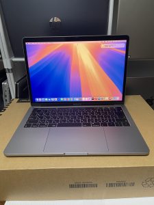 Macbook Pro 13 2018 I5 16g 256g 13.3in